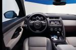 Jaguar E-Pace 2017 года (WW)